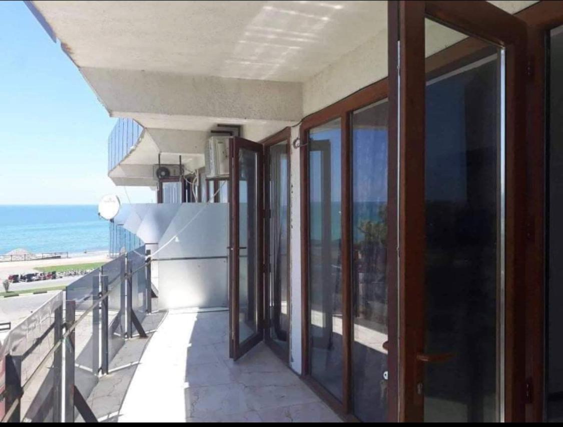 Daniel Sea View Apartment Batumi Exterior foto